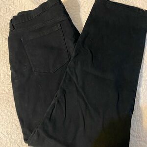 Gloria Vanderbilt black Amanda jeans size 18 average size